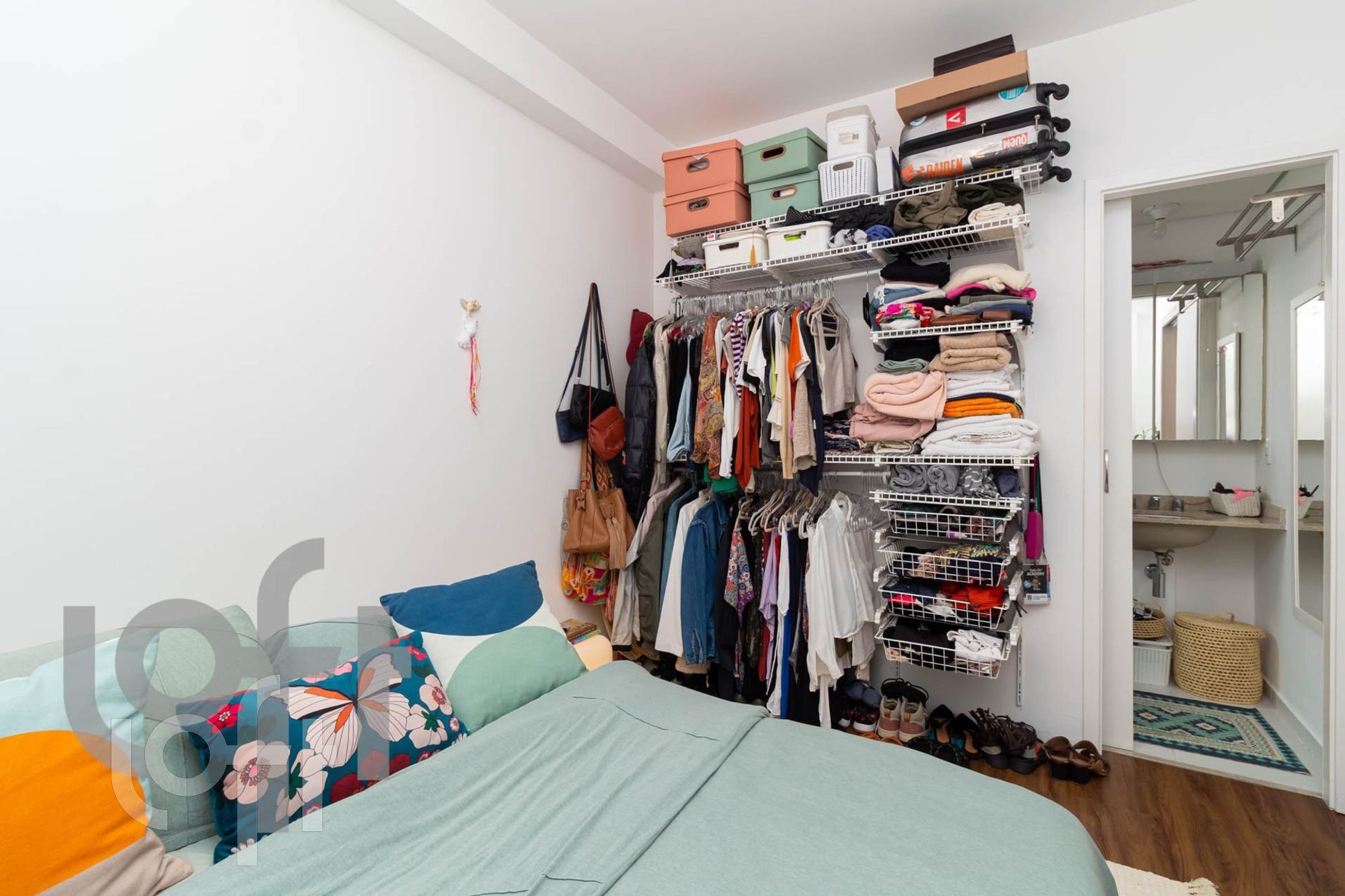 Apartamento à venda com 1 quarto, 40m² - Foto 4