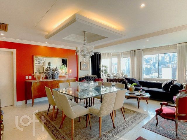 Apartamento com 251m², 3 dormitórios, 1 suíte, 3 vagas, Petrópolis em Porto Alegre