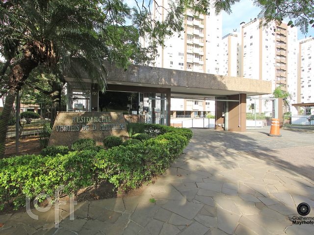 Apartamento com 200m², 3 dormitórios, 2 suítes, 3 vagas, Boa Vista em Porto Alegre