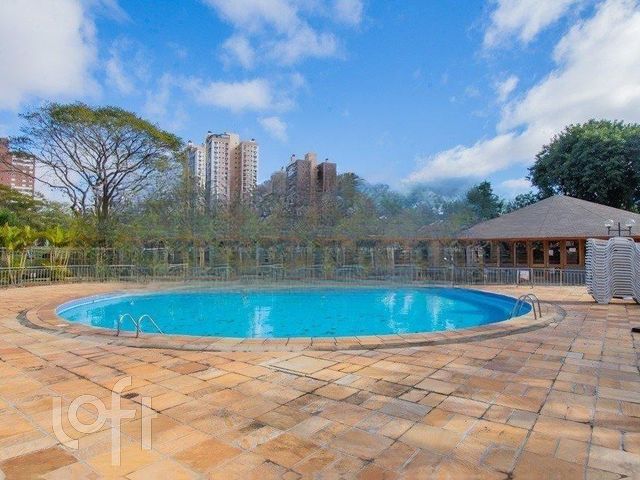 Apartamento com 200m², 3 dormitórios, 2 suítes, 3 vagas, Boa Vista em Porto Alegre