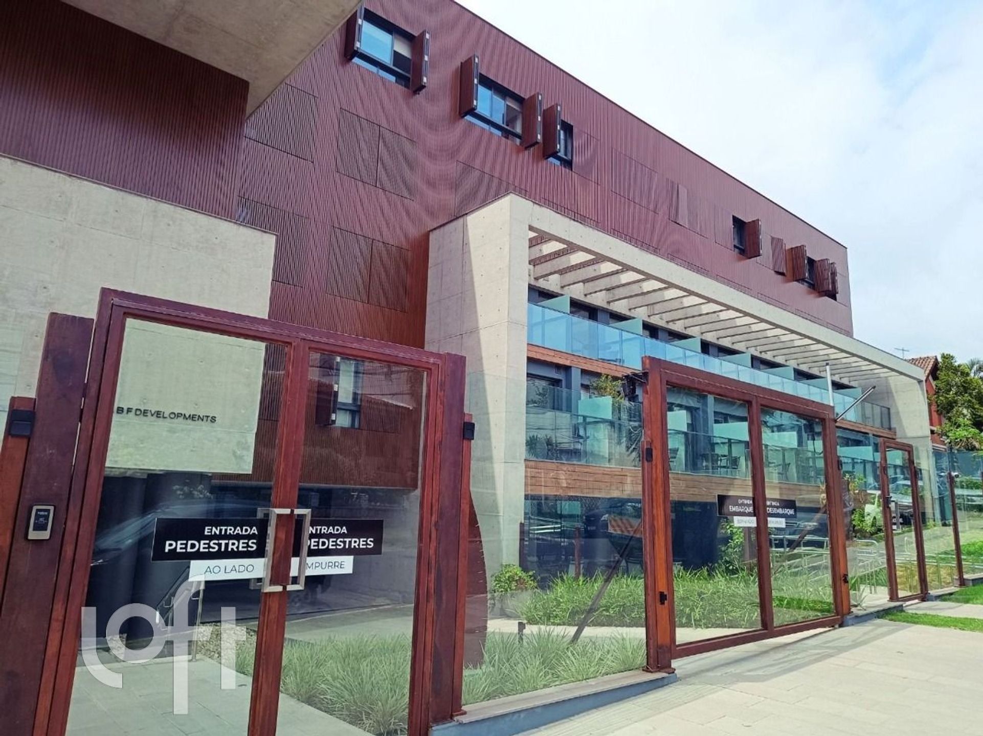 Apartamento com 22m², 1 dormitório, Três Figueiras em Porto Alegre