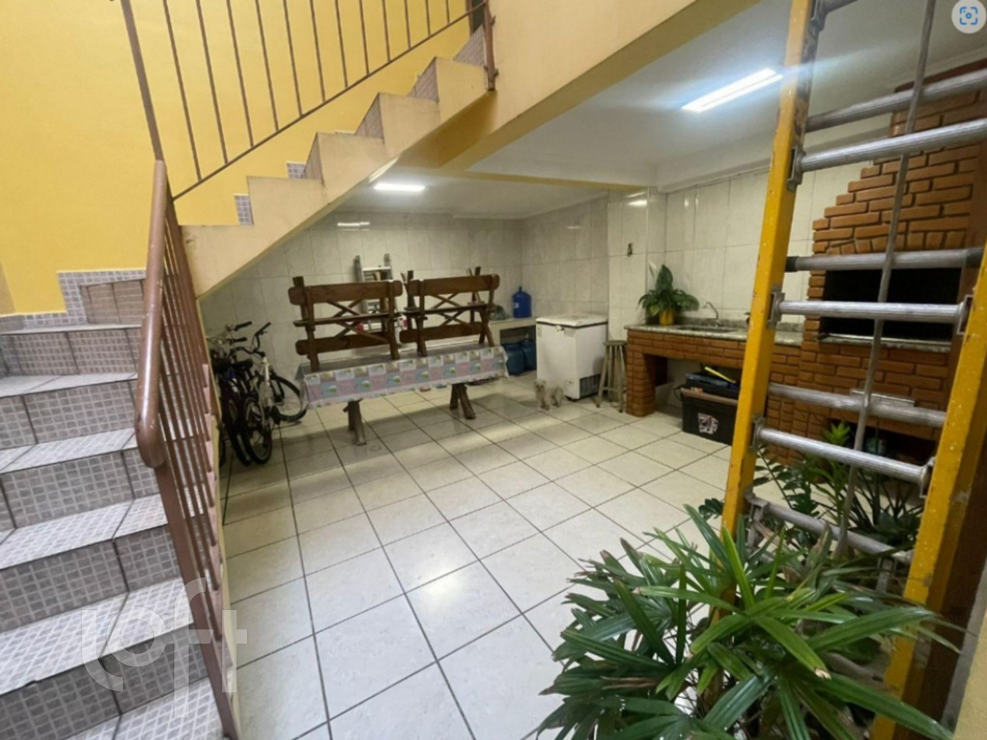 Casa à venda com 4 quartos, 200m² - Foto 25