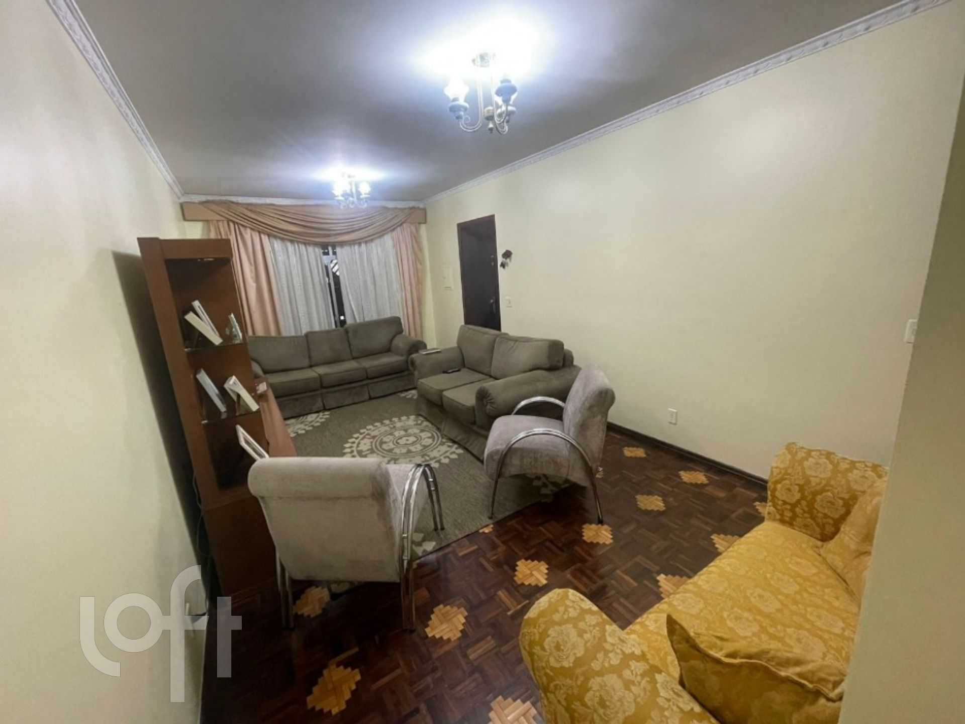 Casa à venda com 4 quartos, 200m² - Foto 5