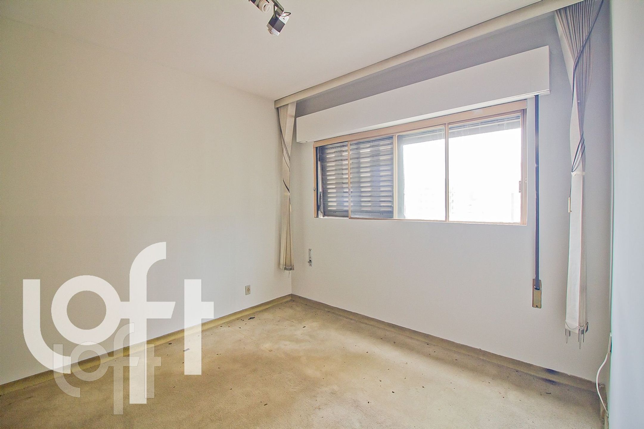 Apartamento à venda com 4 quartos, 170m² - Foto 12