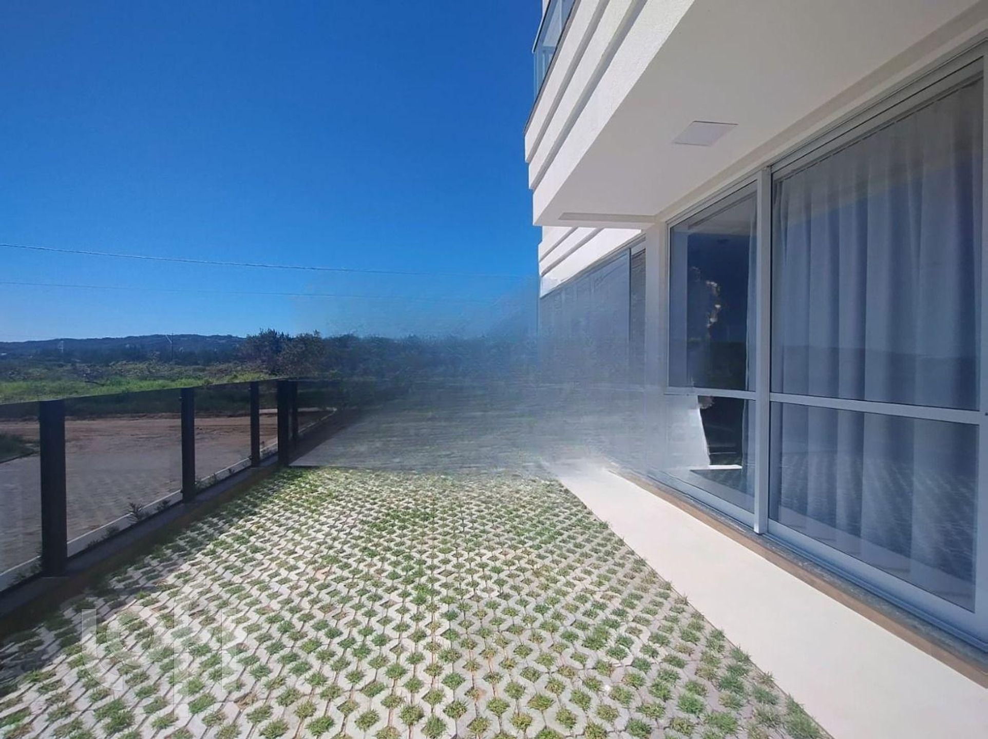 Apartamento à venda em Pinheira com 69 m², 2 quartos, 1 suíte, 1 vaga