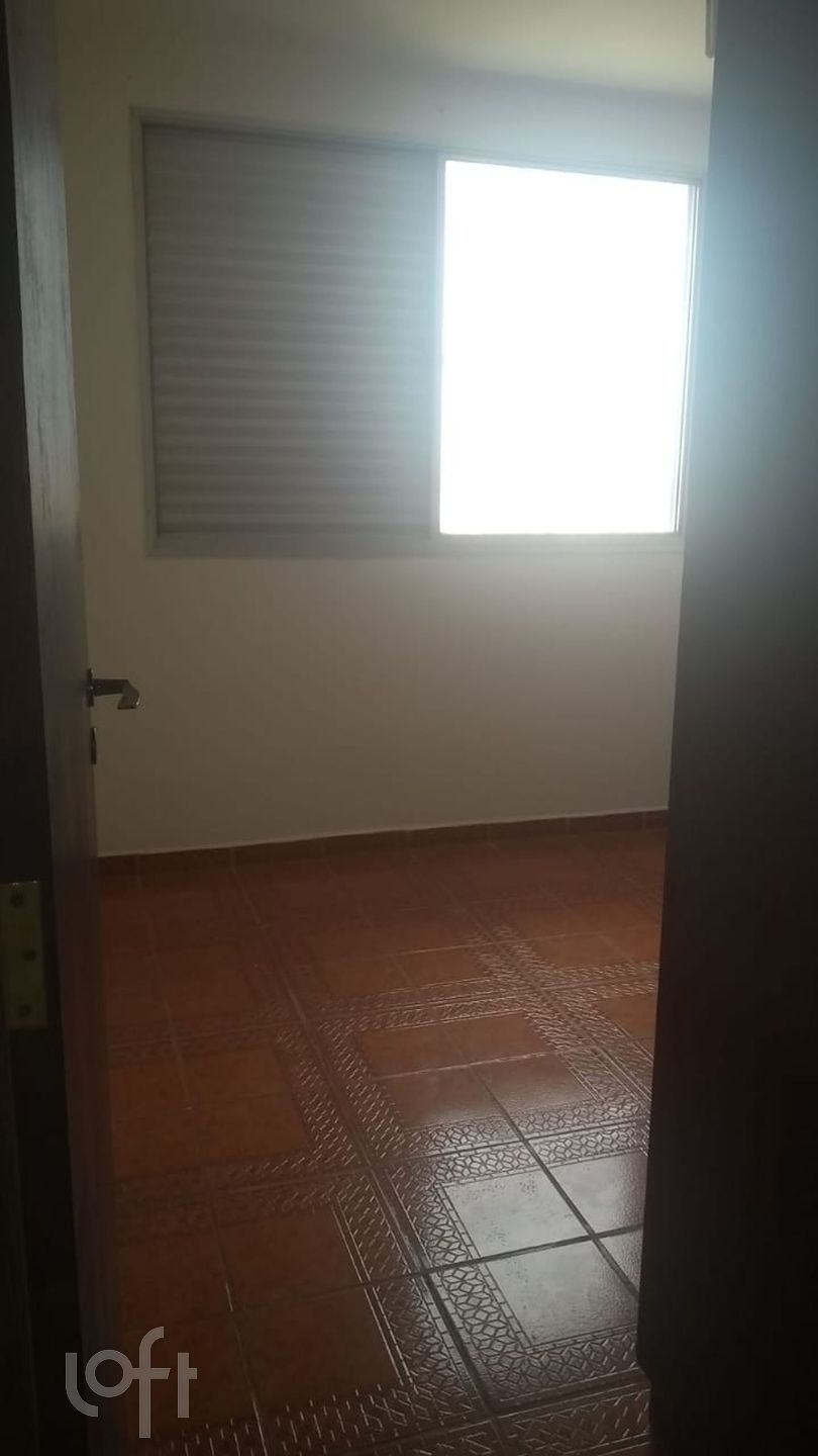 Apartamento à venda com 2 quartos, 62m² - Foto 2