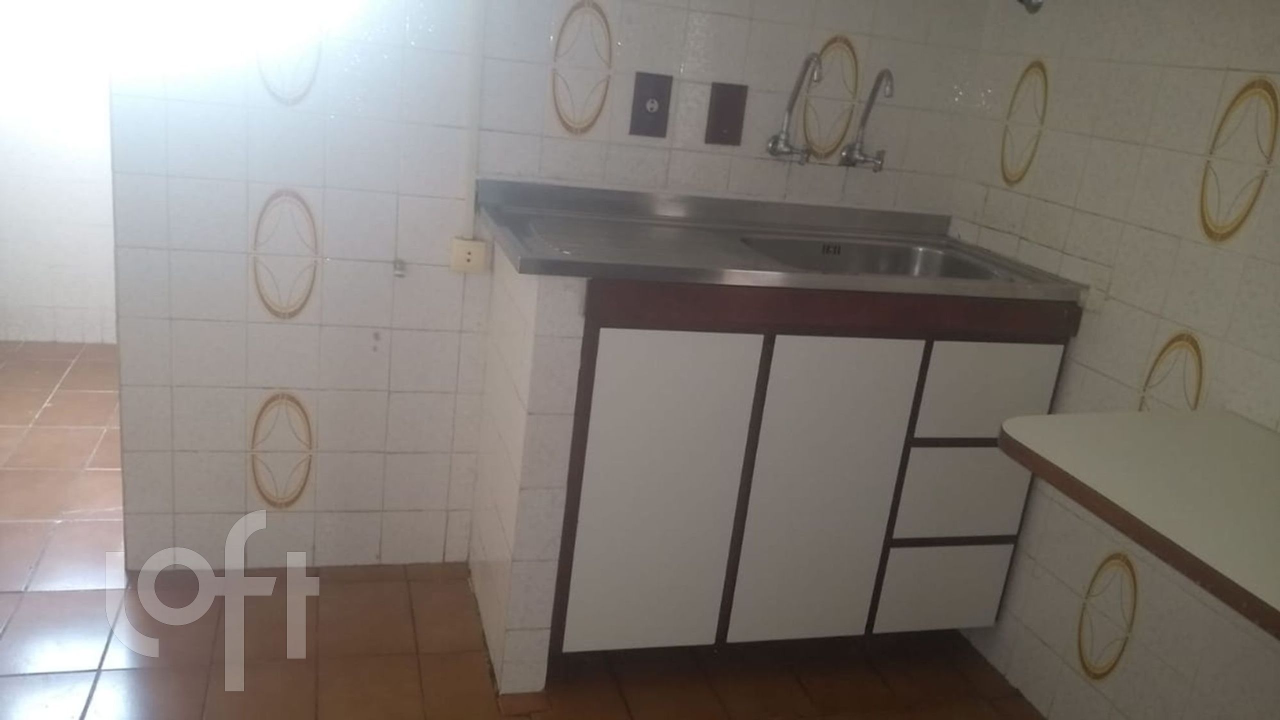 Apartamento à venda com 2 quartos, 62m² - Foto 17