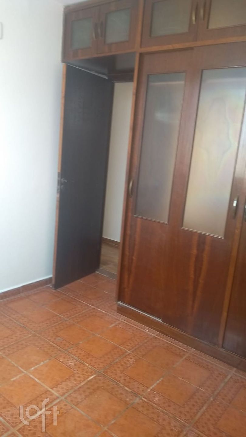 Apartamento à venda com 2 quartos, 62m² - Foto 3