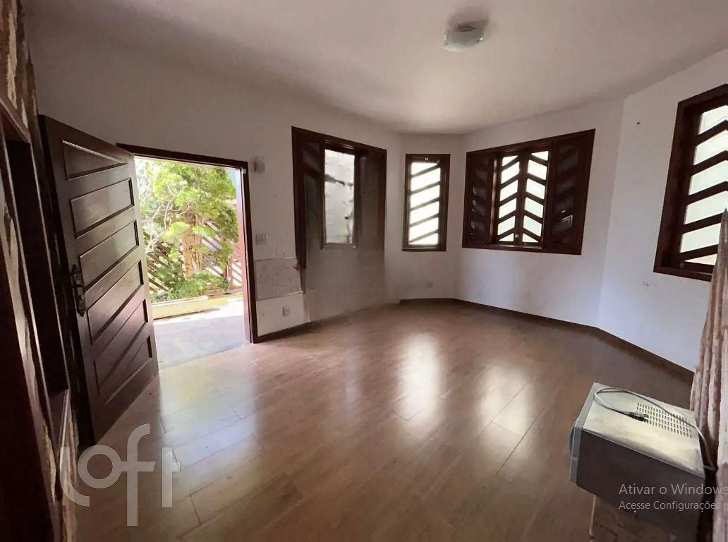 Casa à venda com 5 quartos, 343m² - Foto 9