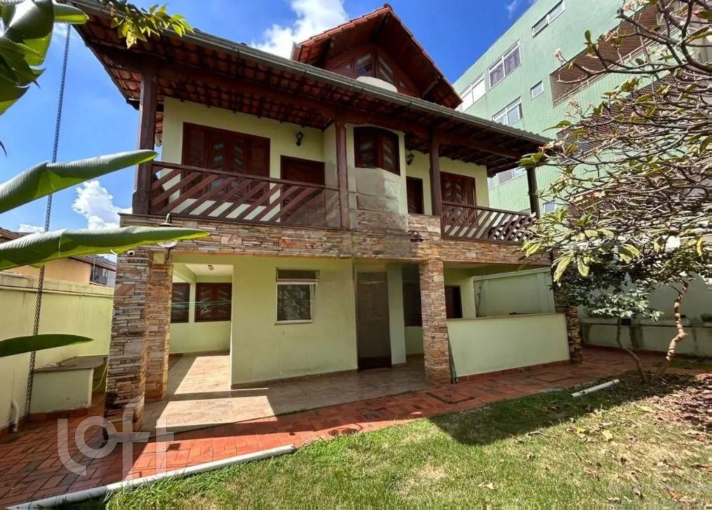 Casa à venda com 5 quartos, 343m² - Foto 3