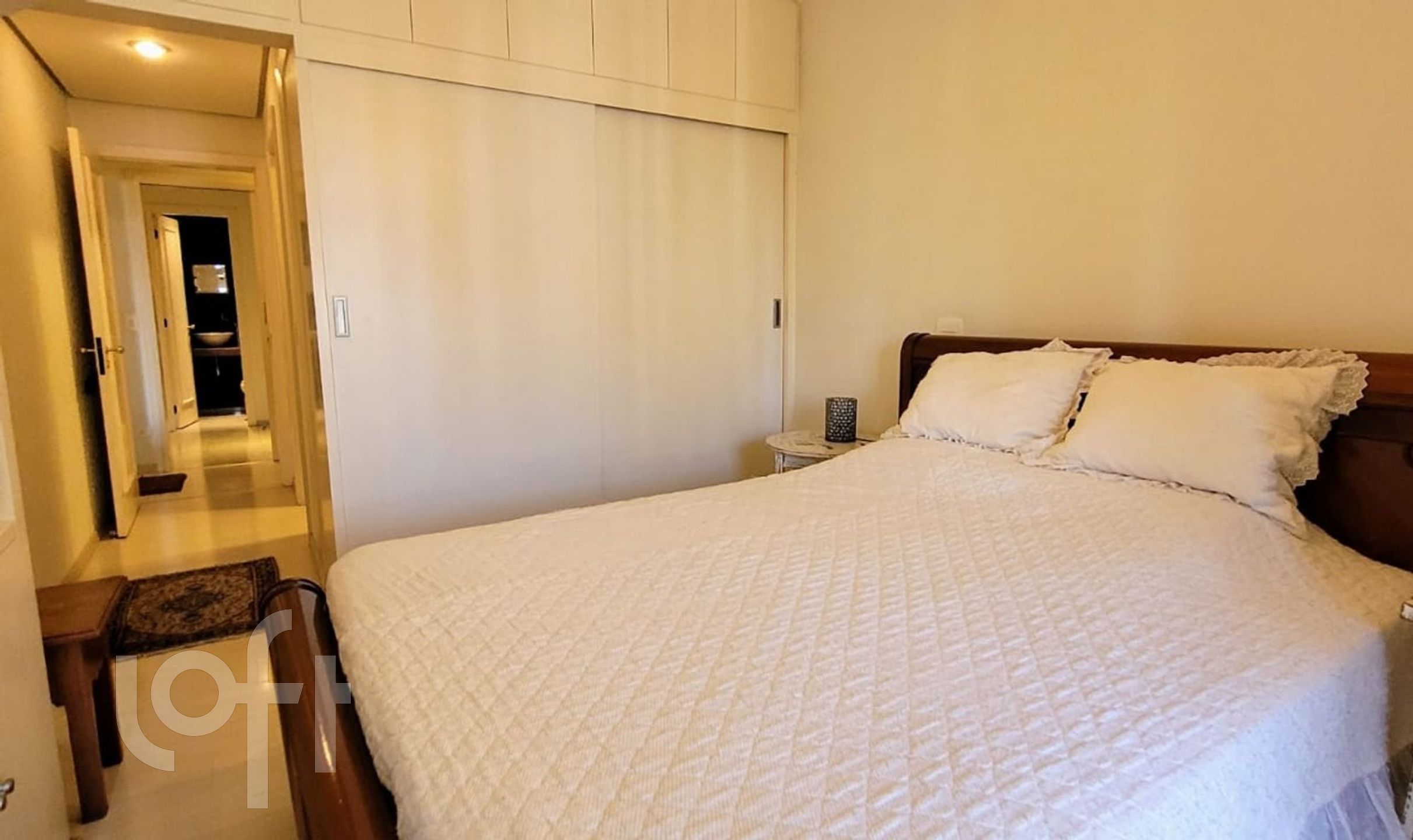 Apartamento à venda com 4 quartos, 197m² - Foto 6