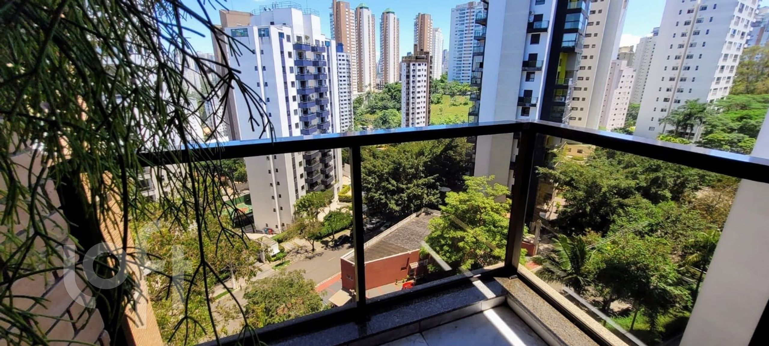 Apartamento à venda com 4 quartos, 197m² - Foto 8