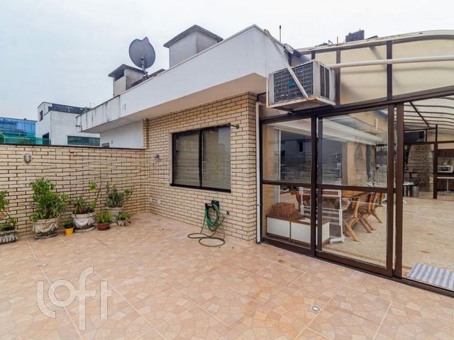 Apartamento com 194m², 3 dormitórios, 1 suíte, 2 vagas, Independência em Porto Alegre