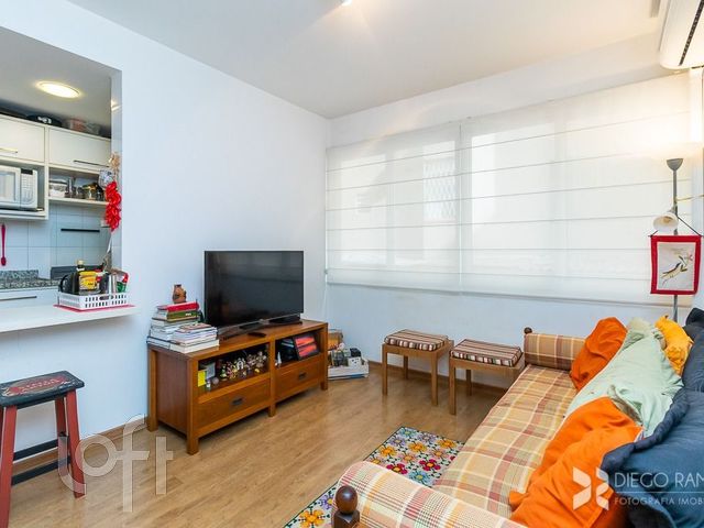 Apartamento com 58m², 2 dormitórios, 1 suíte, 1 vaga, Bom Fim em Porto Alegre