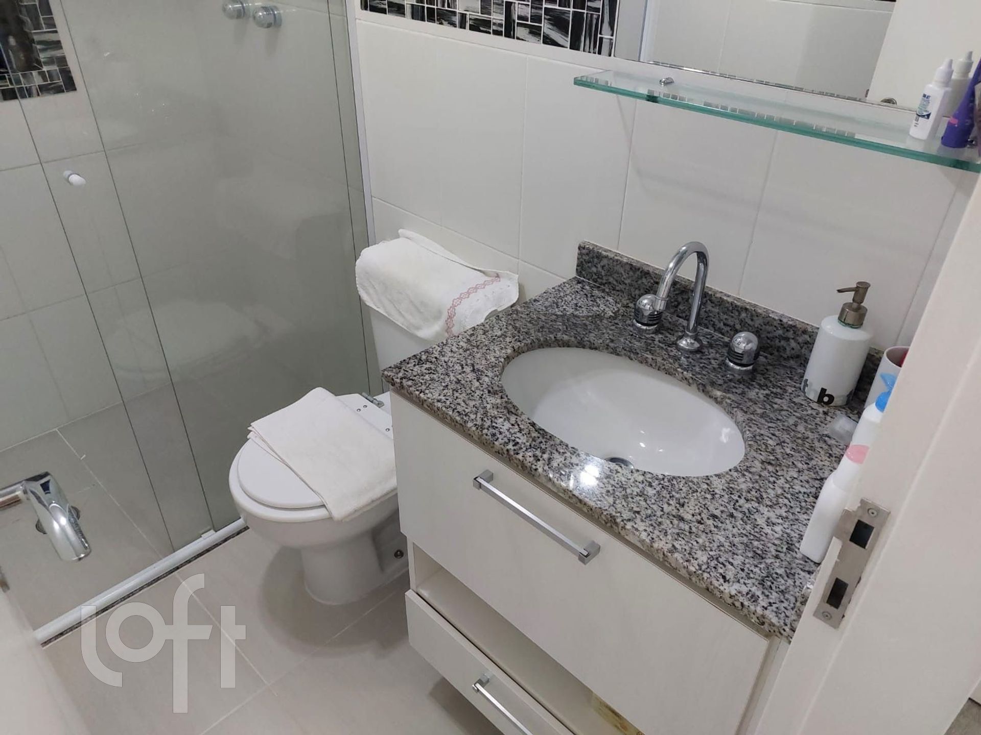 Apartamento à venda com 2 quartos, 62m² - Foto 16