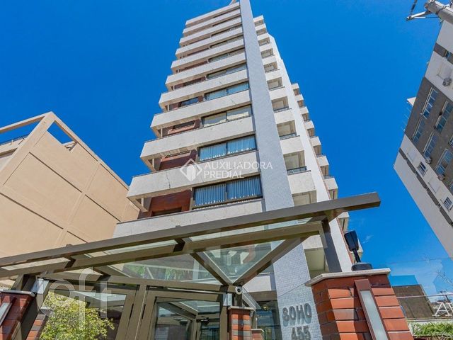 Apartamento com 76m², 2 dormitórios, 1 suíte, 2 vagas, Moinhos de Vento em Porto Alegre