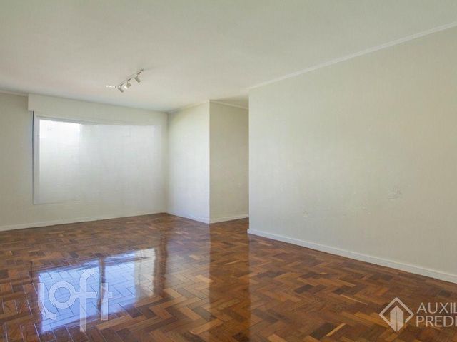 Apartamento com 94m², 3 dormitórios, 1 suíte, 1 vaga, Higienópolis em Porto Alegre