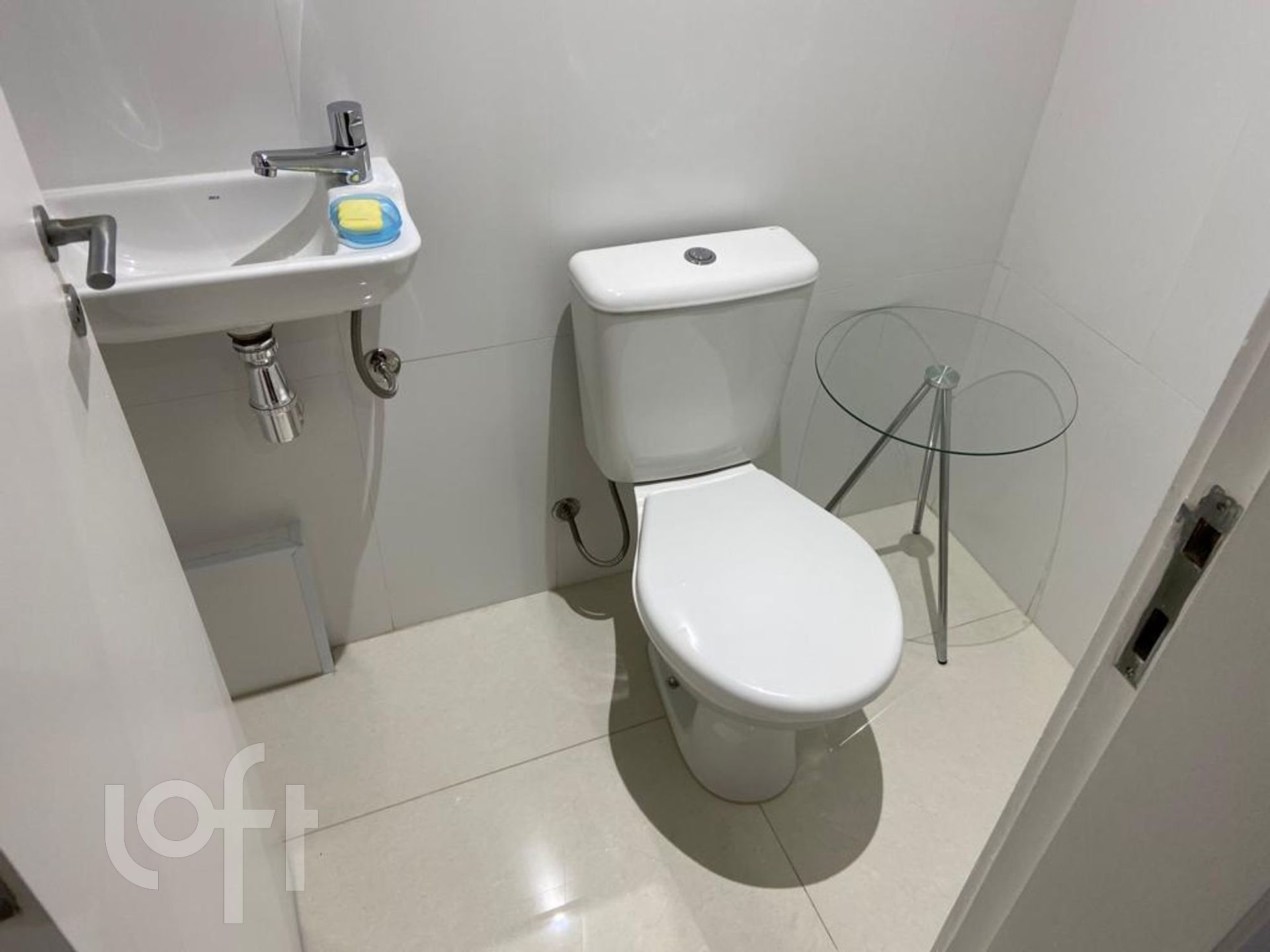 Apartamento à venda com 2 quartos, 100m² - Foto 17