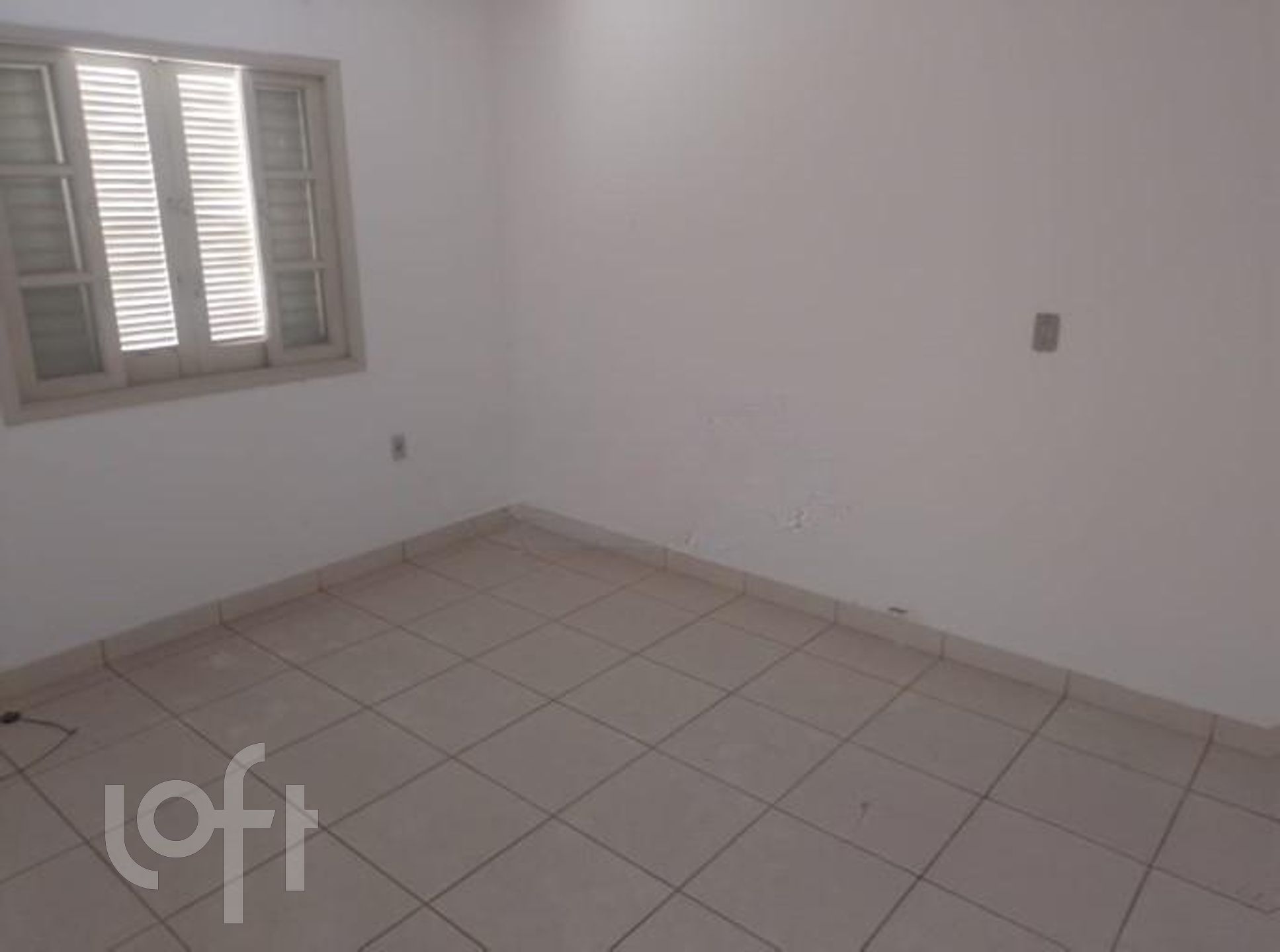 Casa à venda com 4 quartos, 243m² - Foto 27