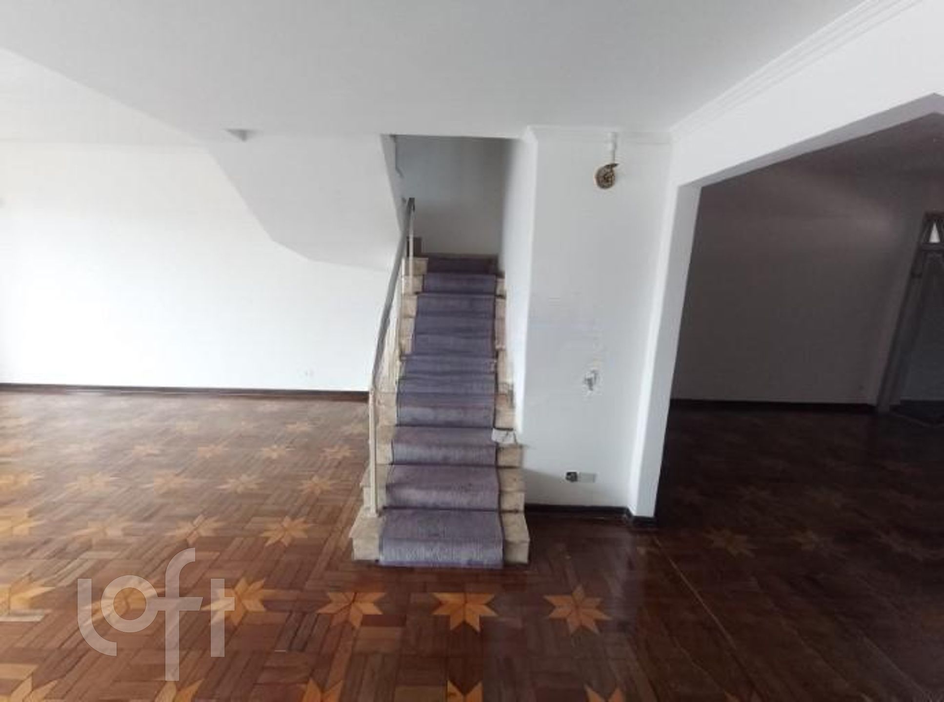 Casa à venda com 4 quartos, 243m² - Foto 7