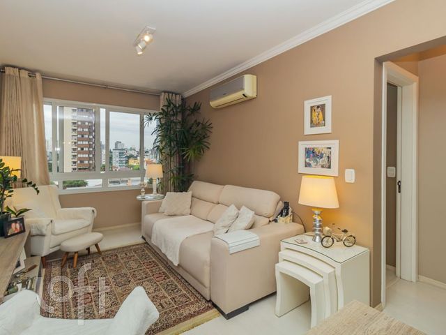 Apartamento com 70m², 2 dormitórios, 1 suíte, 2 vagas, Boa Vista em Porto Alegre