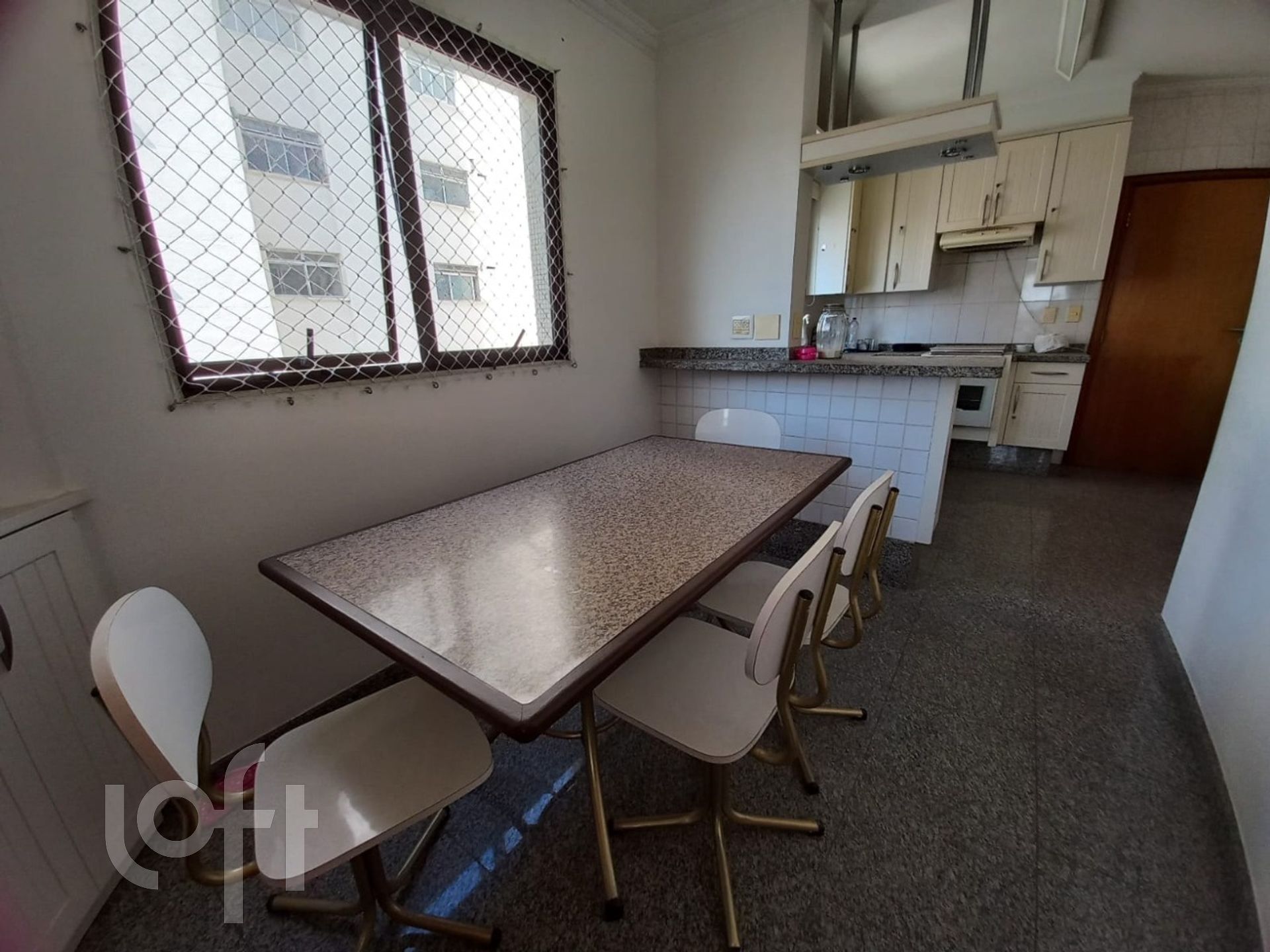 Apartamento à venda com 4 quartos, 185m² - Foto 13