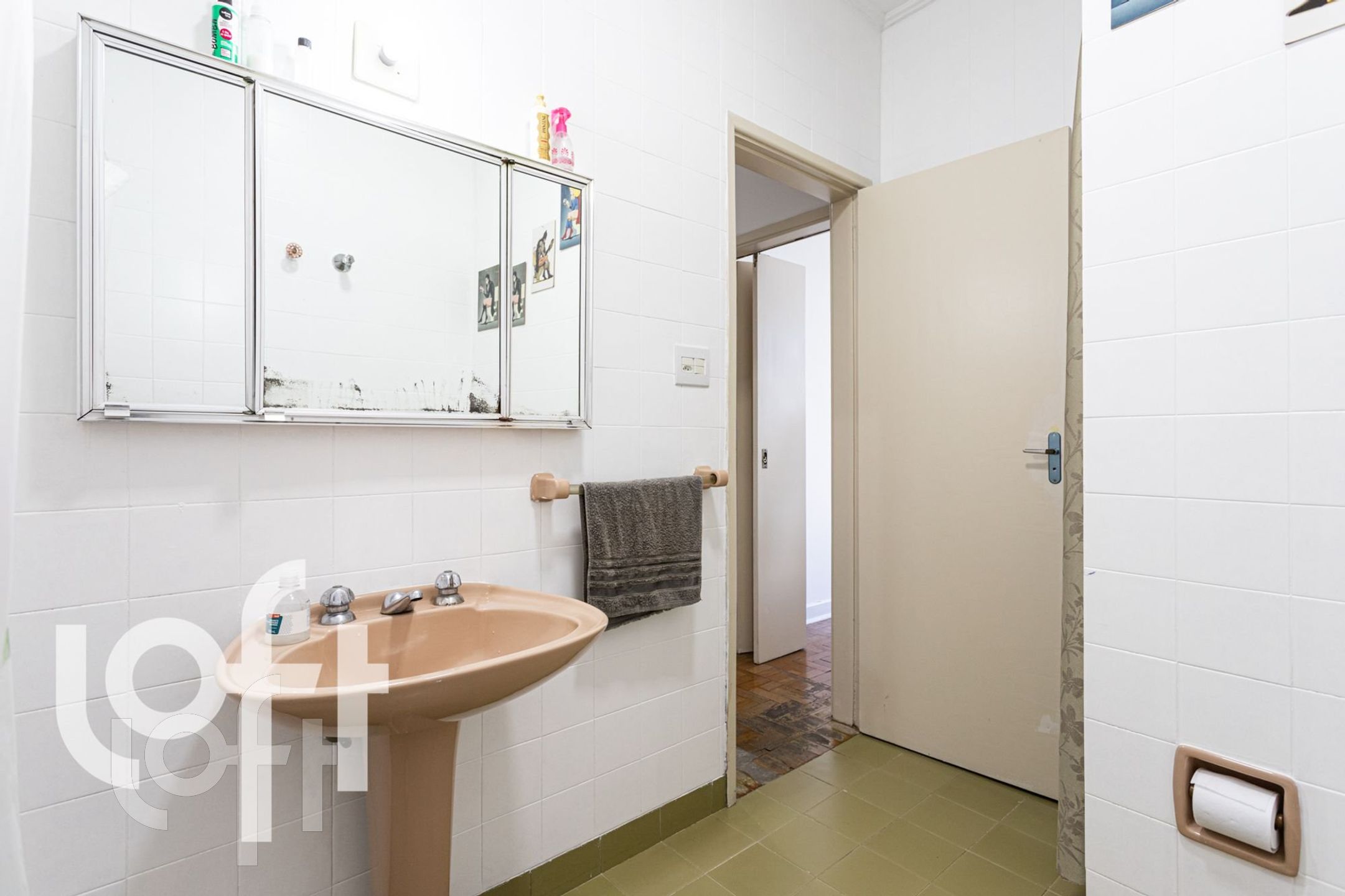 Apartamento à venda com 1 quarto, 75m² - Foto 22