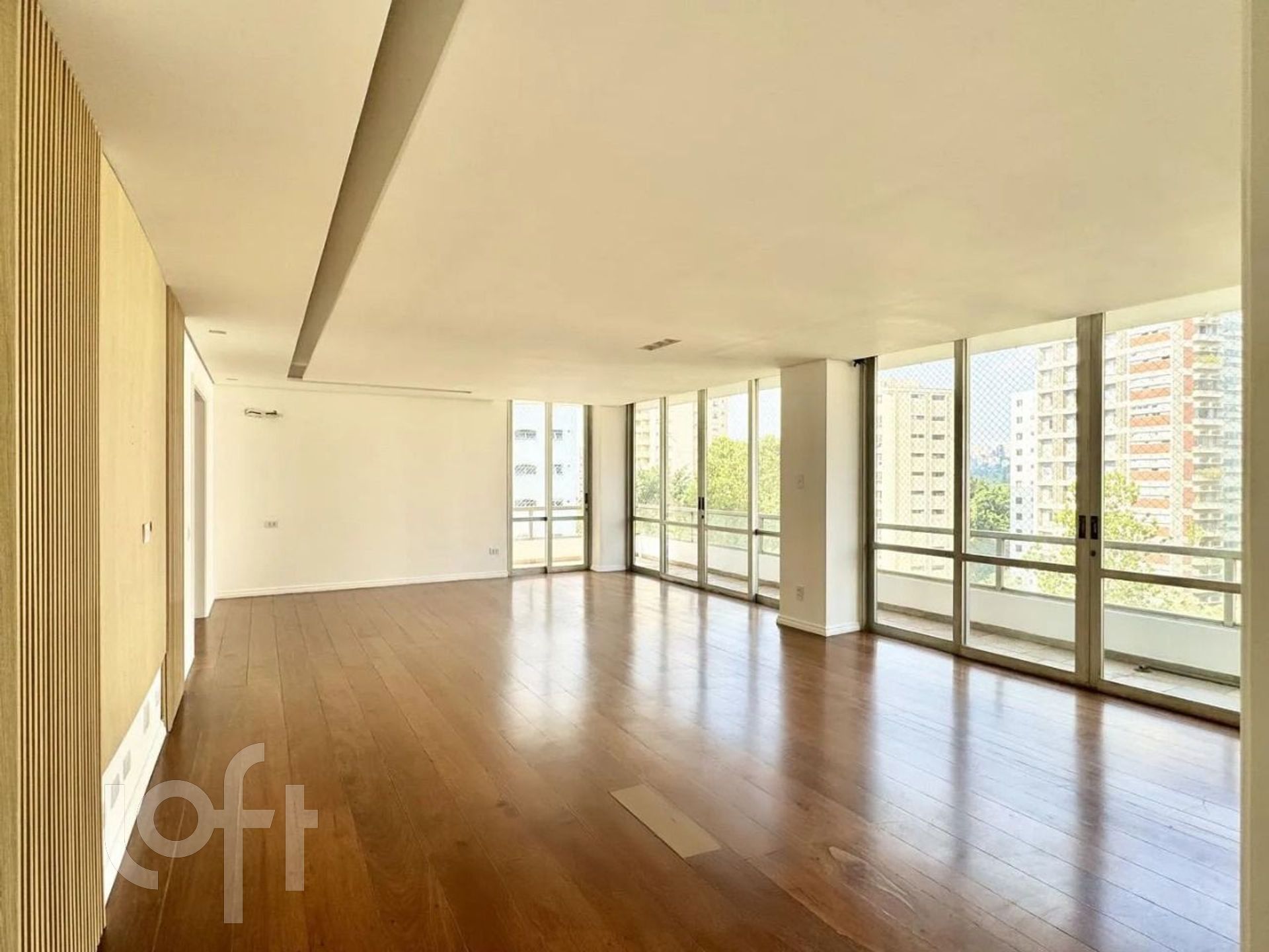 Apartamento à venda com 6 quartos, 298m² - Foto 3