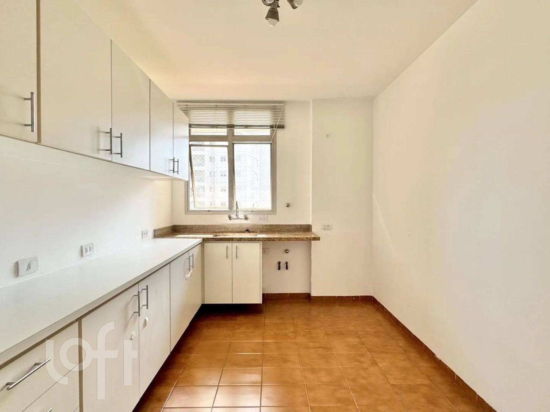 Apartamento à venda com 6 quartos, 298m² - Foto 5