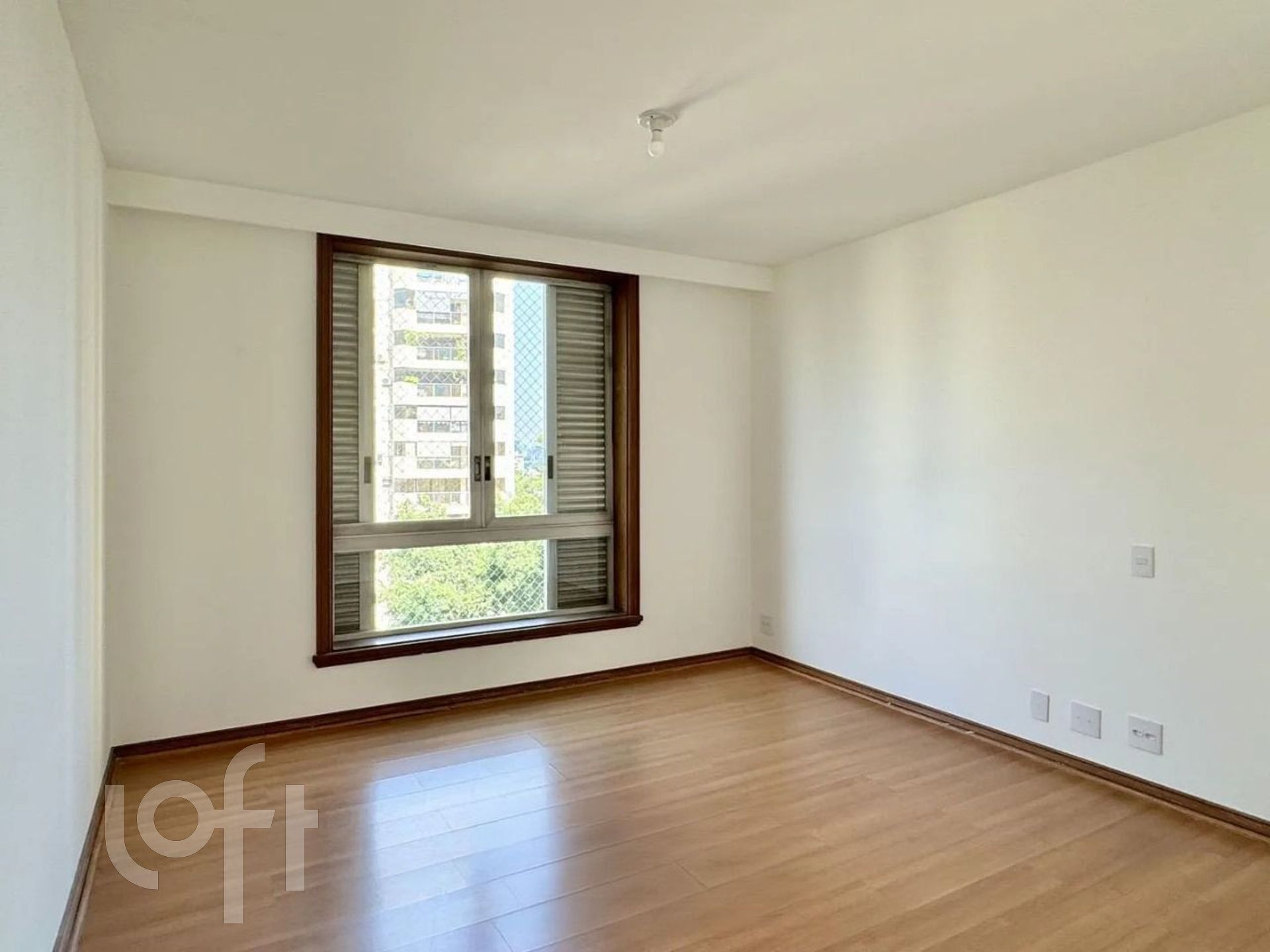 Apartamento à venda com 6 quartos, 298m² - Foto 13