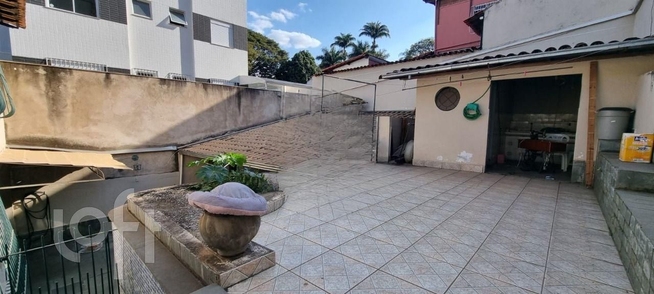 Casa à venda com 3 quartos, 400m² - Foto 3