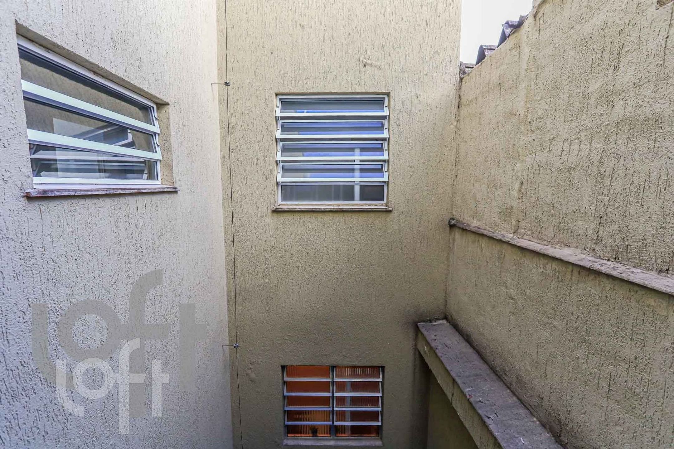 Apartamento à venda com 2 quartos, 75m² - Foto 24