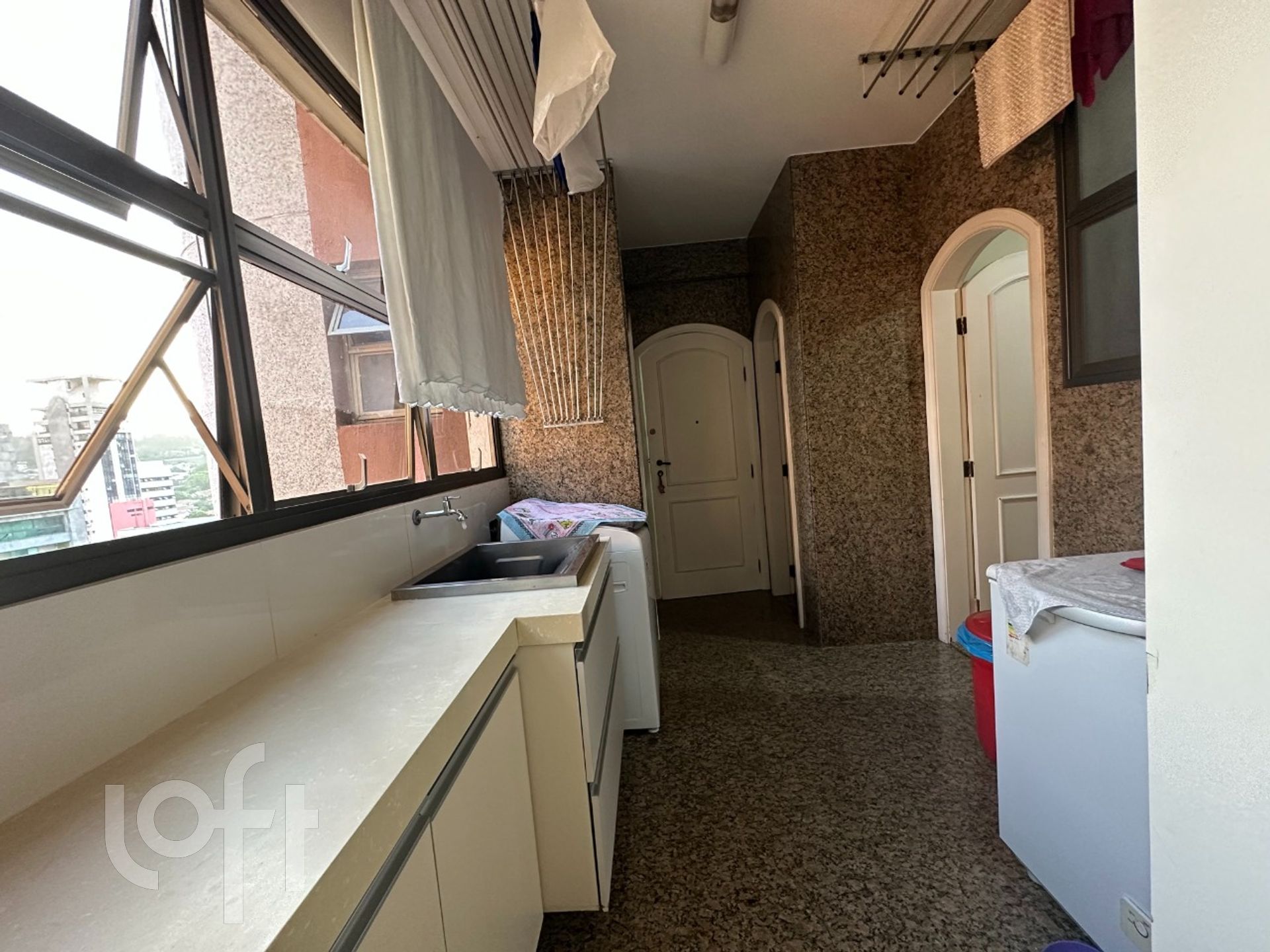 Apartamento à venda com 4 quartos, 320m² - Foto 25