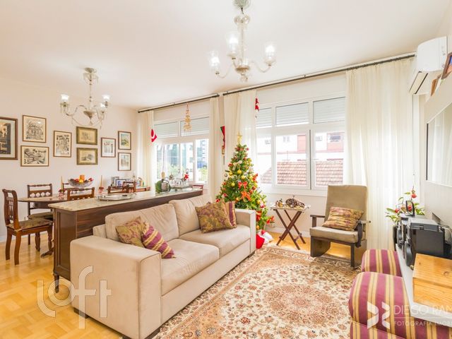 Apartamento com 114m², 3 dormitórios, 1 suíte, 1 vaga, Rio Branco em Porto Alegre