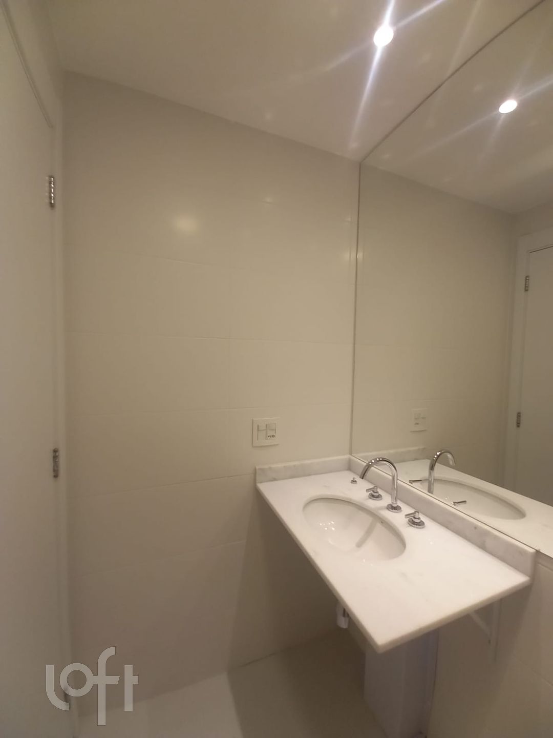 Apartamento à venda com 2 quartos, 69m² - Foto 12