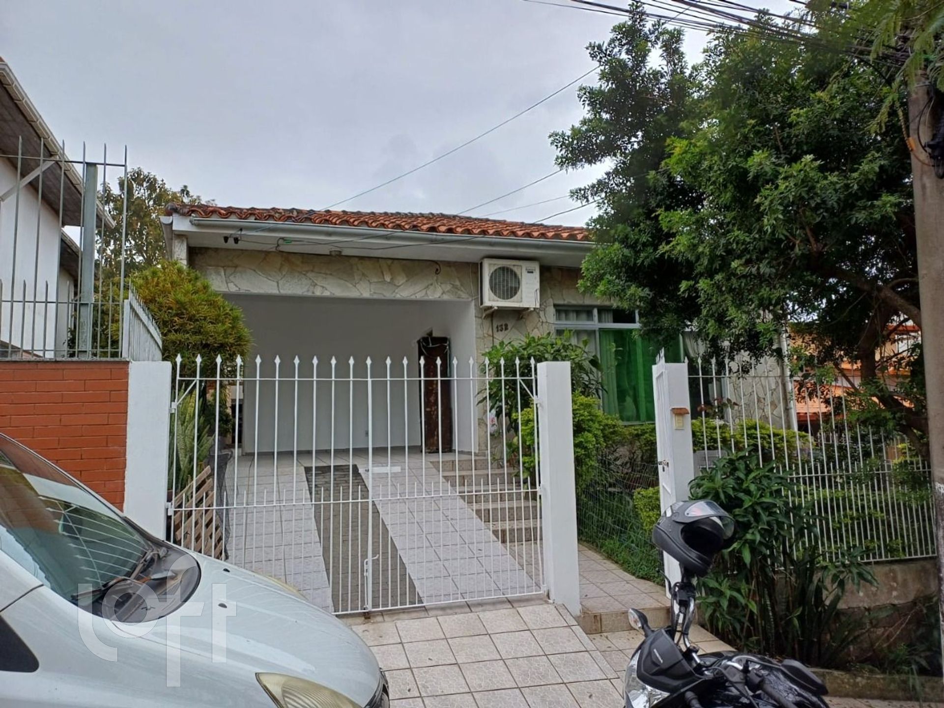 Casa Residencial com 152m², 2 quartos, 2 garagens, no bairro Estreito em Florianópolis