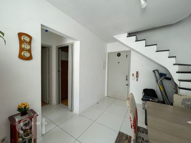 Apartamento com 86m², 2 dormitórios, 1 vaga, Santana em Porto Alegre