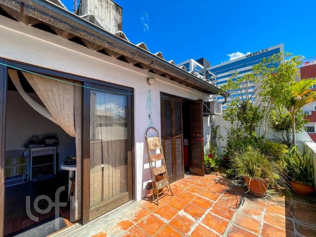 Apartamento com 86m², 2 dormitórios, 1 vaga, Santana em Porto Alegre