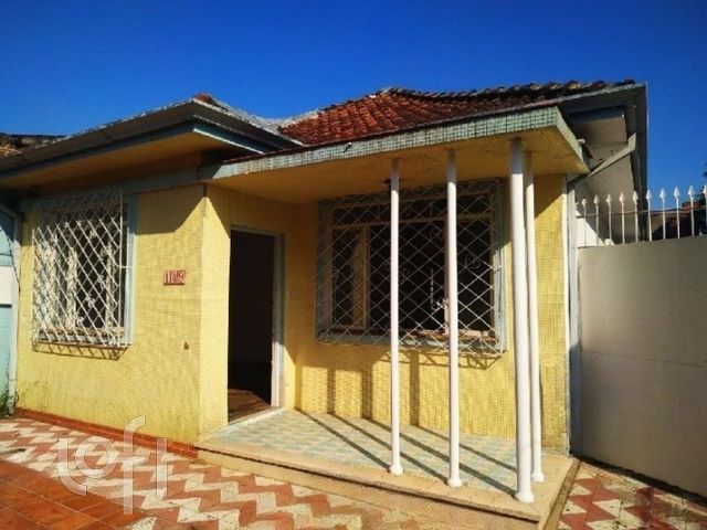 Casa com 152m², 2 dormitórios, 6 vagas, Vila Ipiranga em Porto Alegre