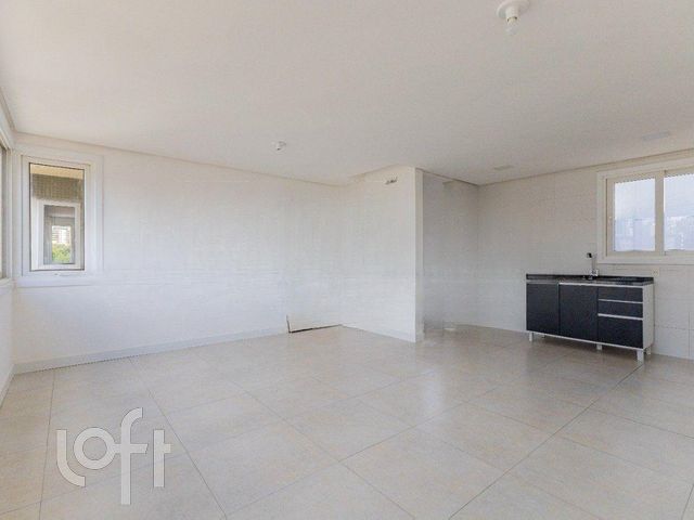Apartamento com 74m², 2 dormitórios, 1 suíte, 1 vaga, Petrópolis em Porto Alegre