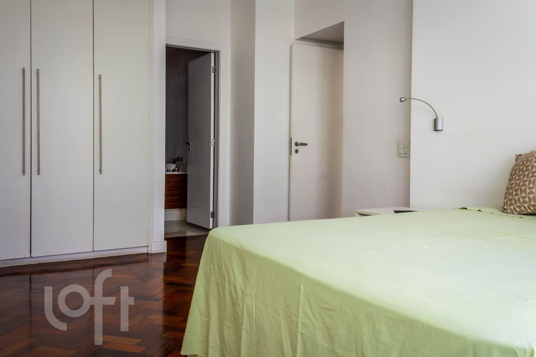 Apartamento à venda com 4 quartos, 241m² - Foto 10