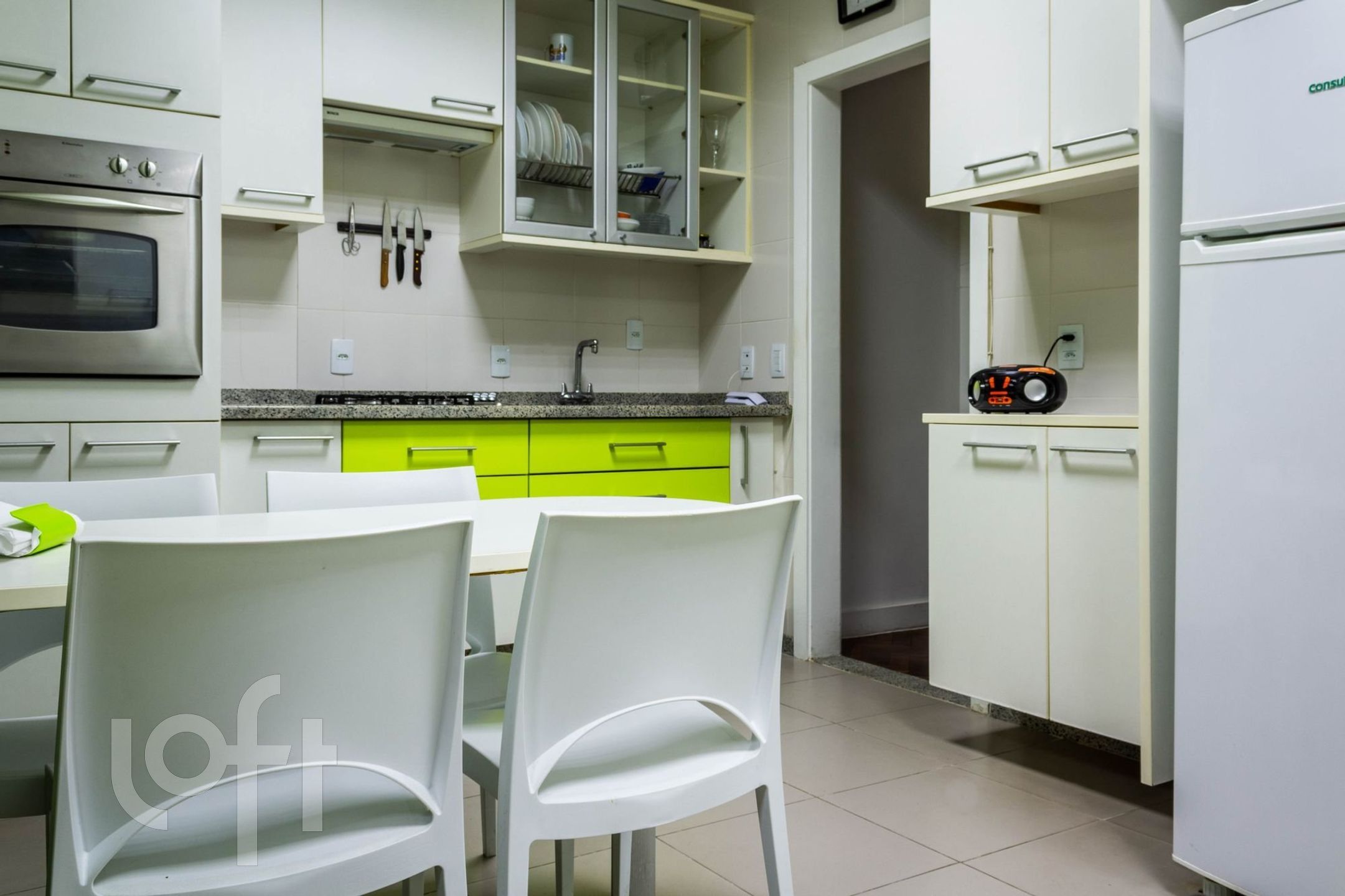 Apartamento à venda com 4 quartos, 241m² - Foto 18