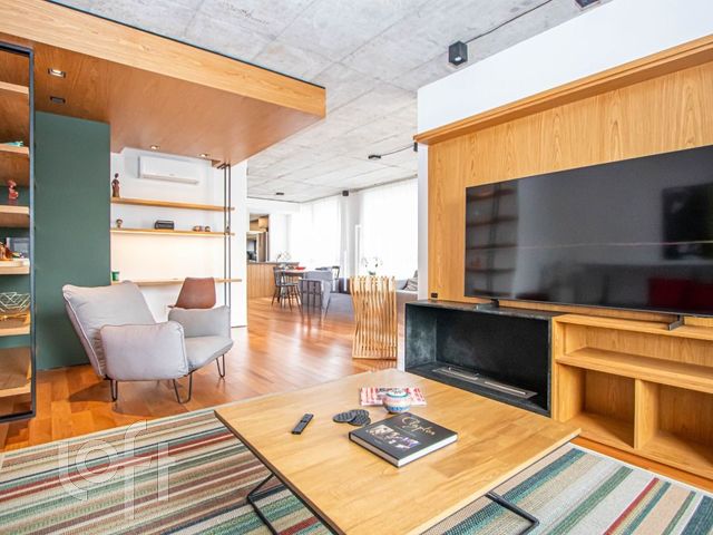 Apartamento com 112m², 2 dormitórios, 2 suítes, Petrópolis em Porto Alegre