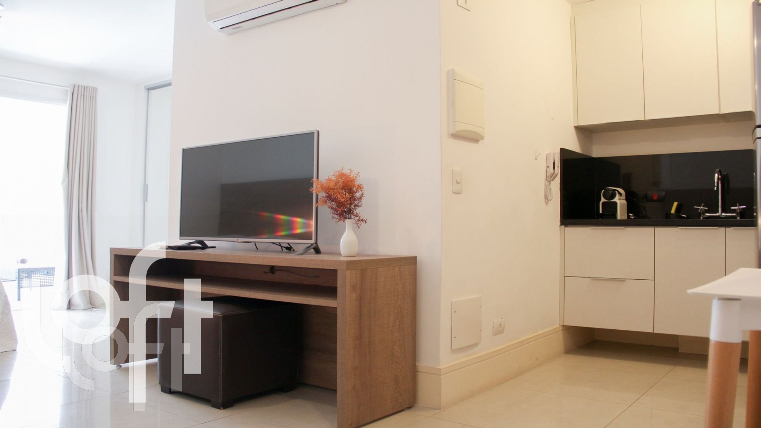 Apartamento à venda com 1 quarto, 37m² - Foto 12