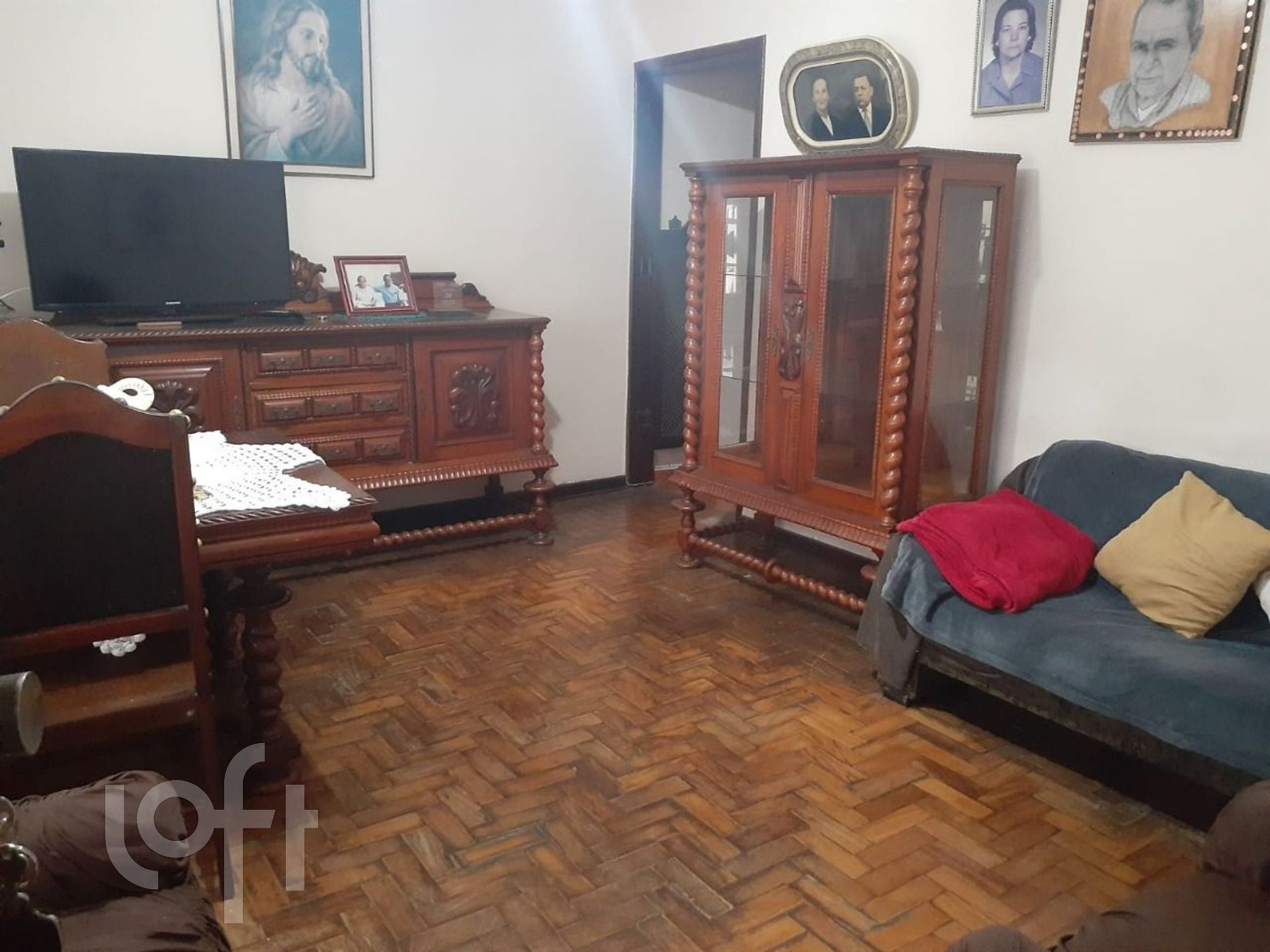 Casa à venda com 4 quartos, 170m² - Foto 2