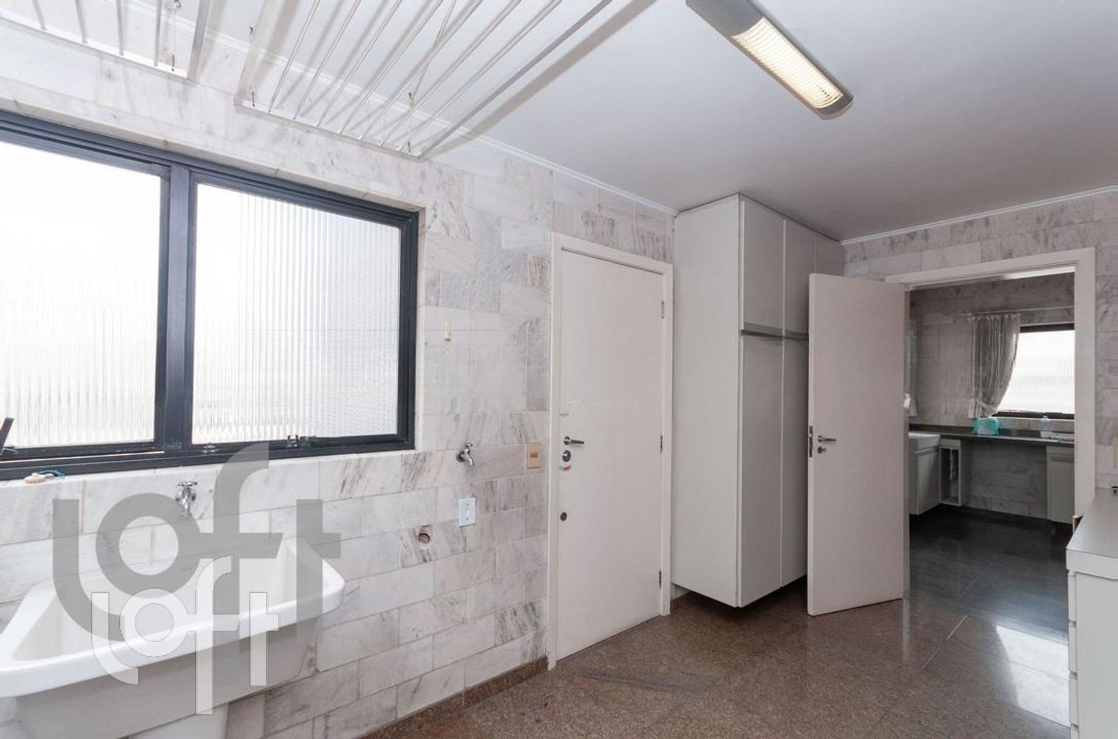 Apartamento à venda com 4 quartos, 200m² - Foto 29