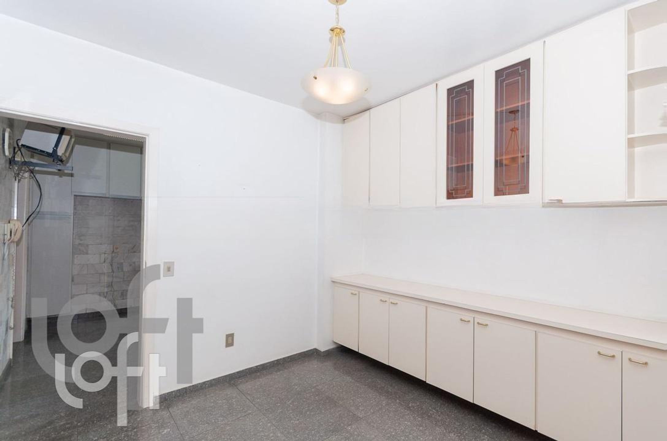 Apartamento à venda com 4 quartos, 200m² - Foto 18