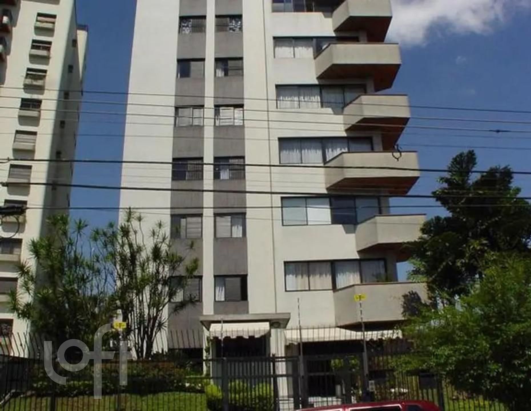 Apartamento à venda com 4 quartos, 200m² - Foto 47