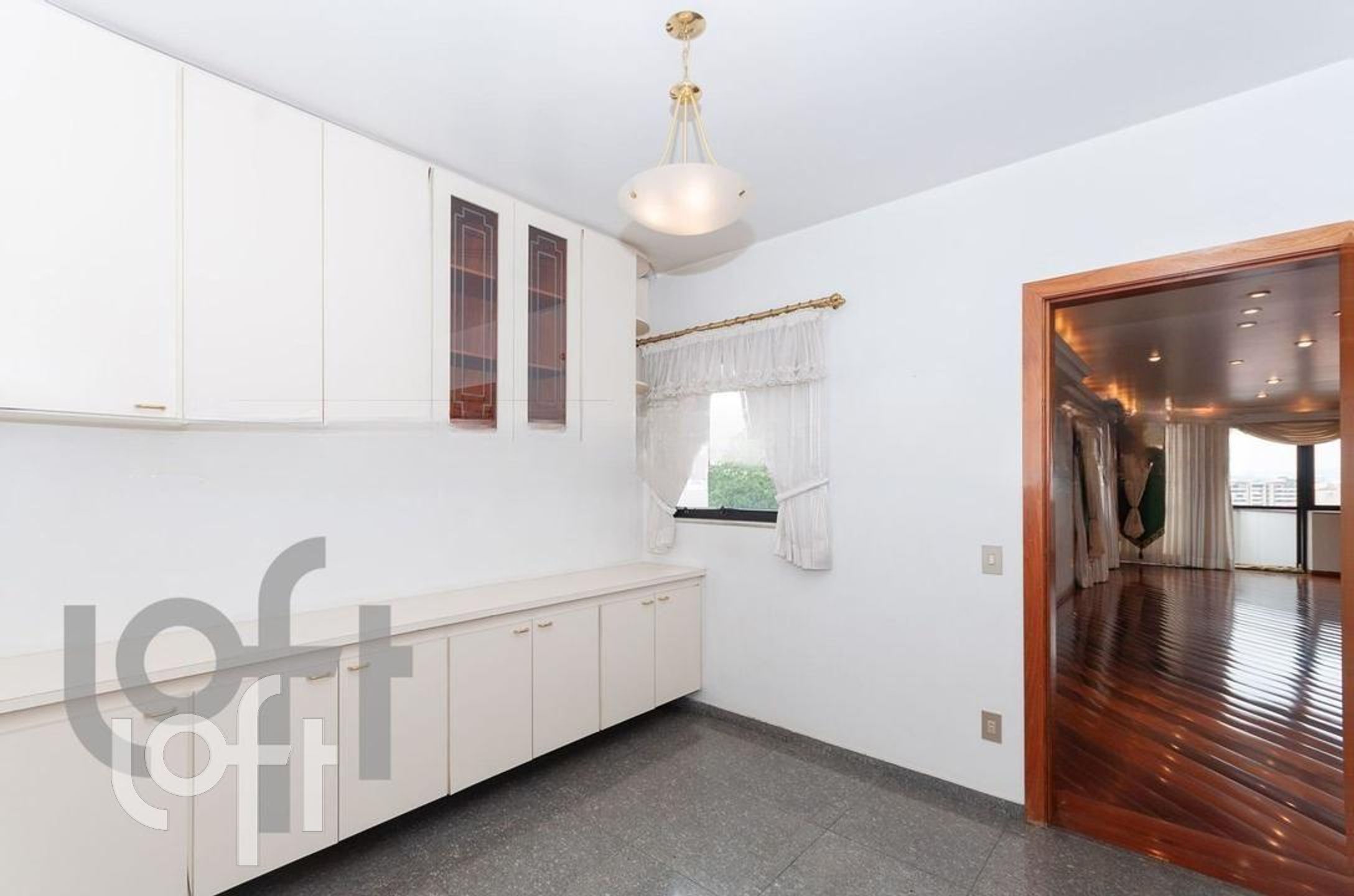 Apartamento à venda com 4 quartos, 200m² - Foto 16