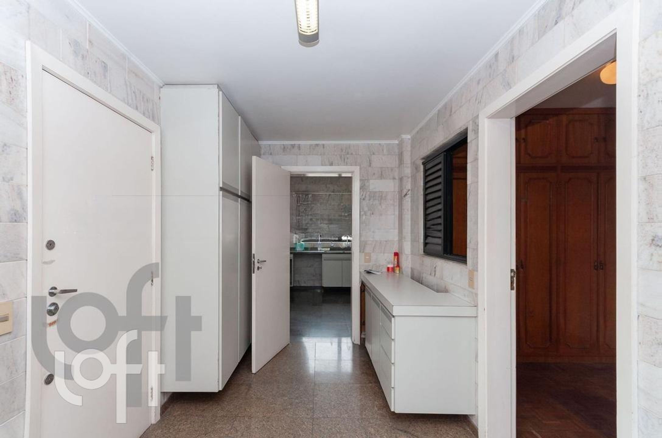 Apartamento à venda com 4 quartos, 200m² - Foto 26